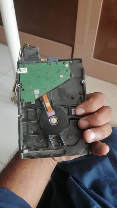 4tb hdd new 10  month warranty