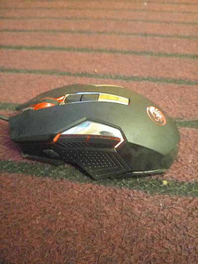 gaming mouse too good and 6 button and RGB wired gaming mouse with pad