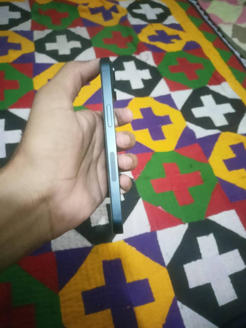 Apple iPhone 14 1