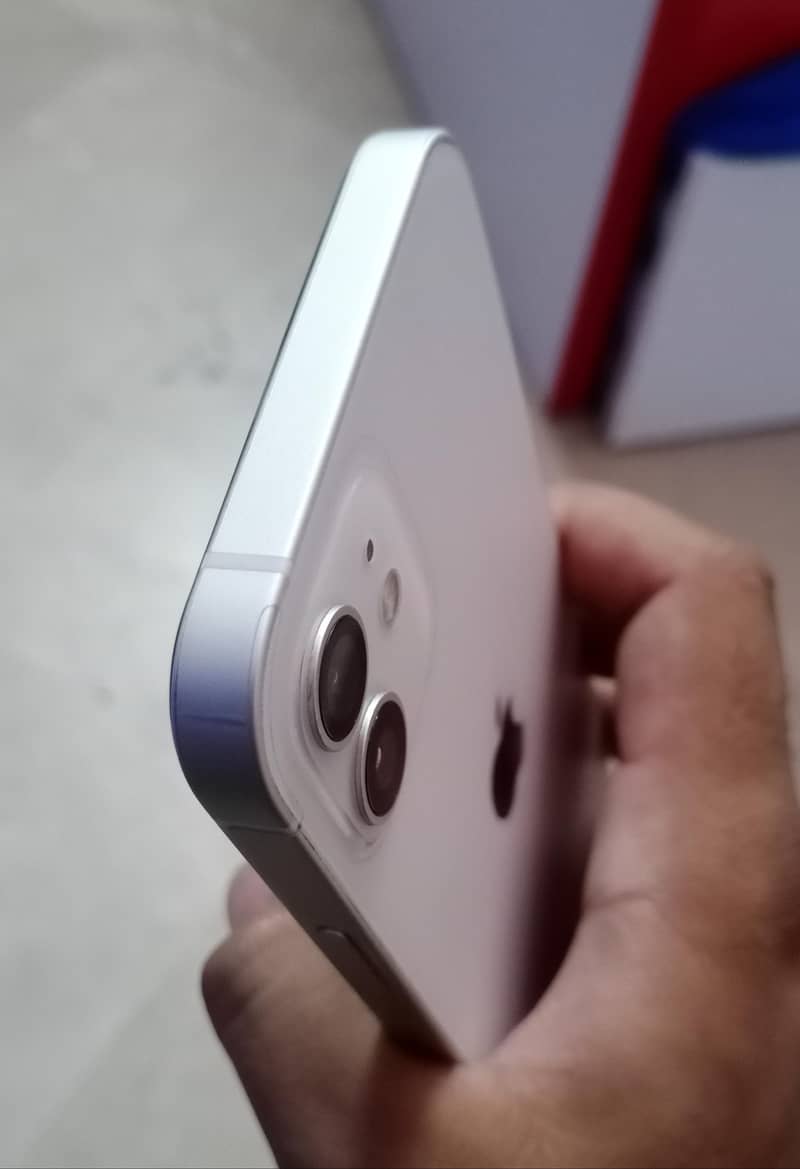 Apple iPhone 12 64 gb pta approved 3