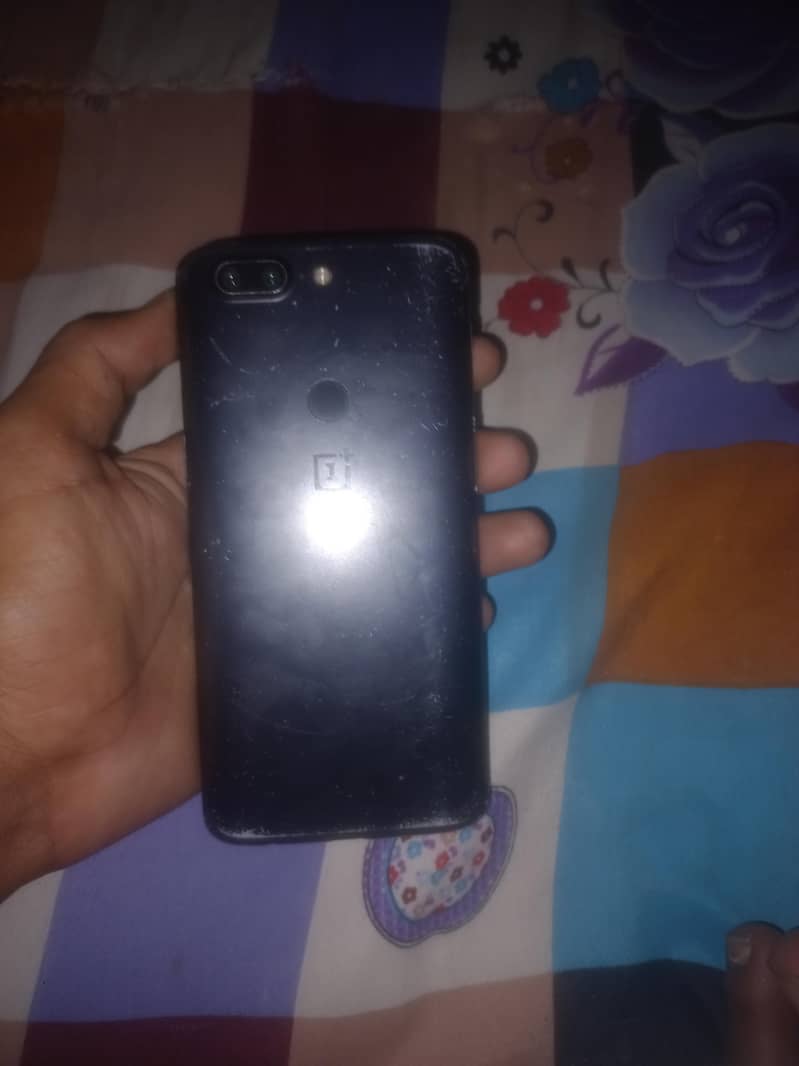 One Plus 5T 5