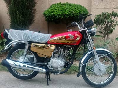 Honda CG 125 Special Edition | Model 2025 | 5000 KM Use Only Call 125