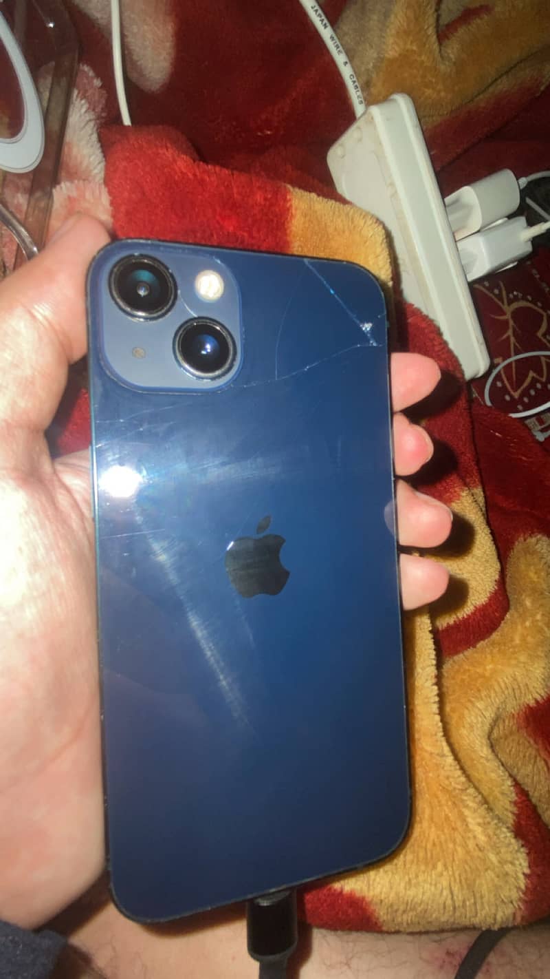 Apple iPhone 13 3