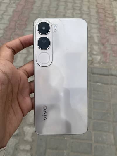 Vivo Y200