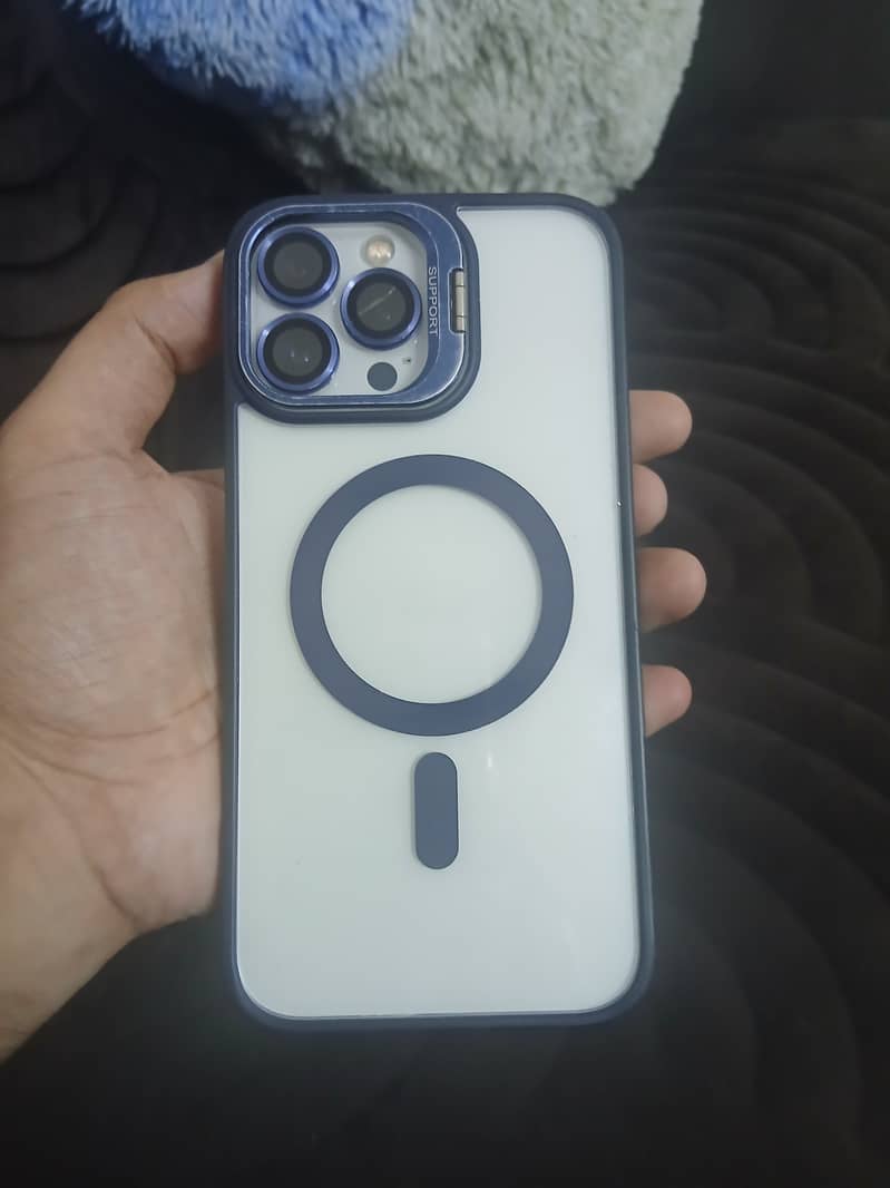 Apple iPhone 13 Pro Max 1
