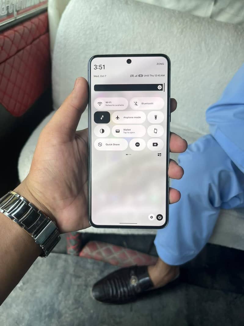 Google Pixel 8 Pro 2