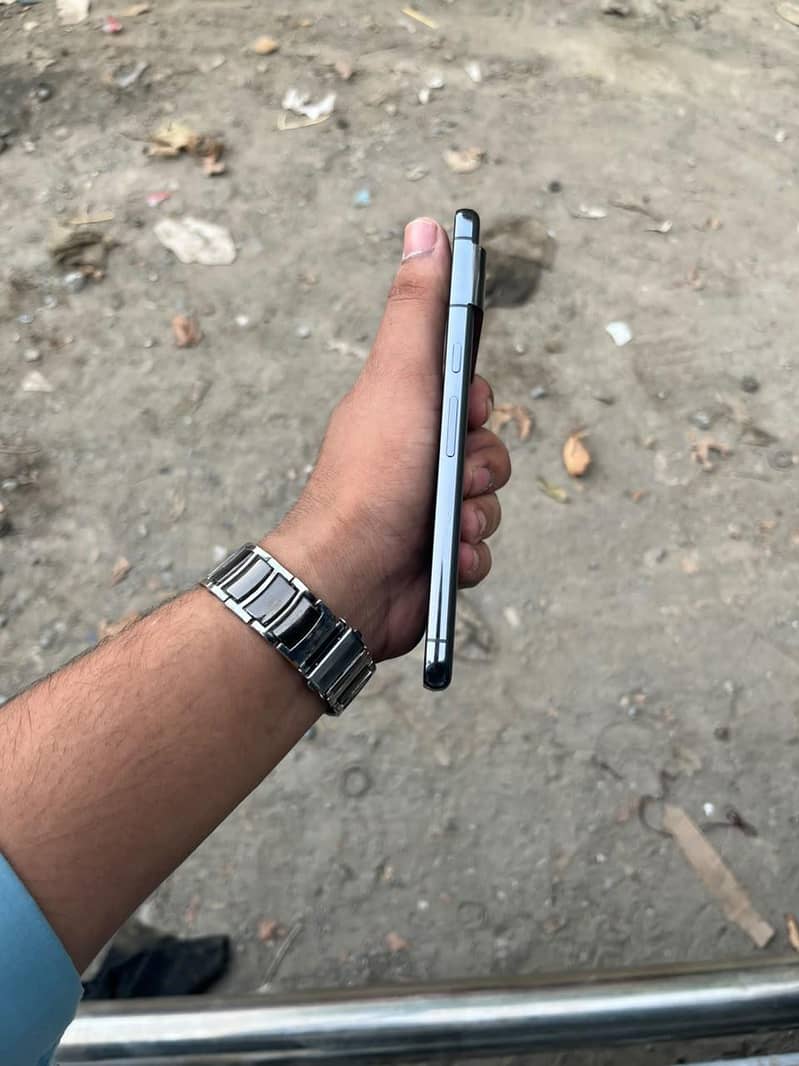 Google Pixel 8 Pro 5