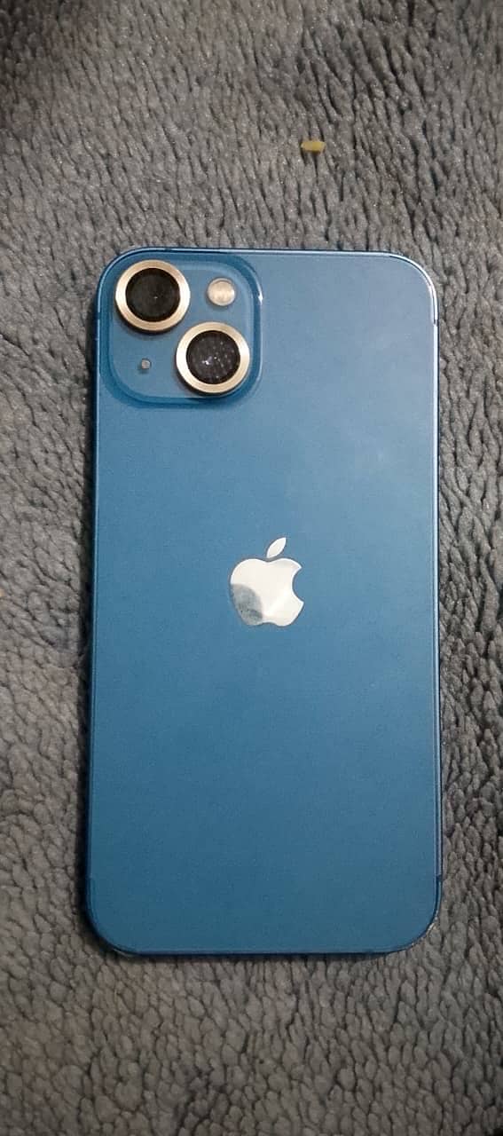Apple iPhone 13 2