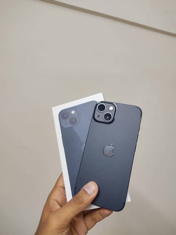 Apple iPhone 13 1
