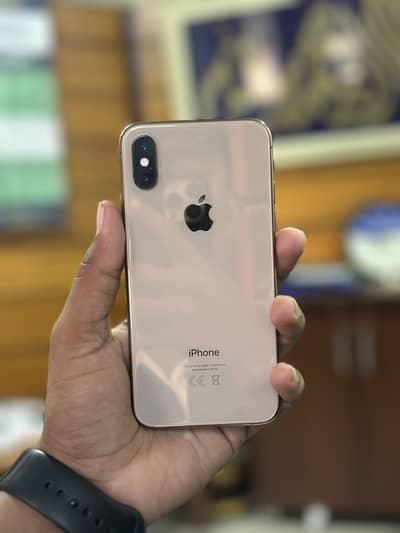Apple iPhone XS with box