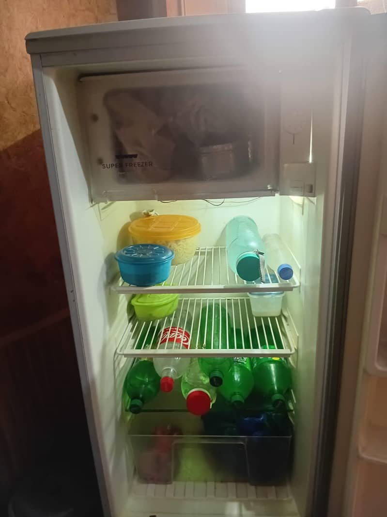 Refrigerator 4
