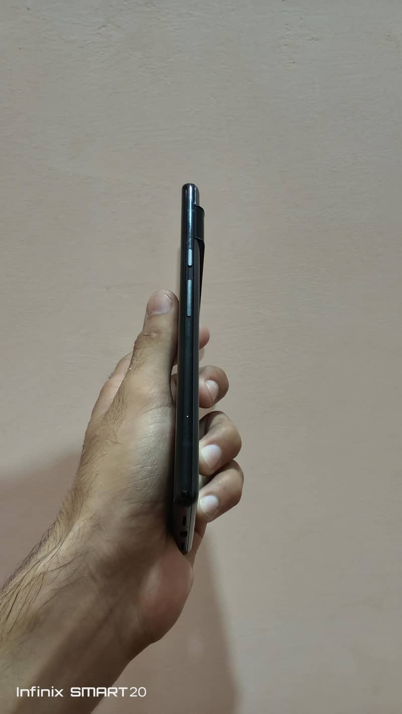 Google Pixel 6 Pro Read Ad First 1
