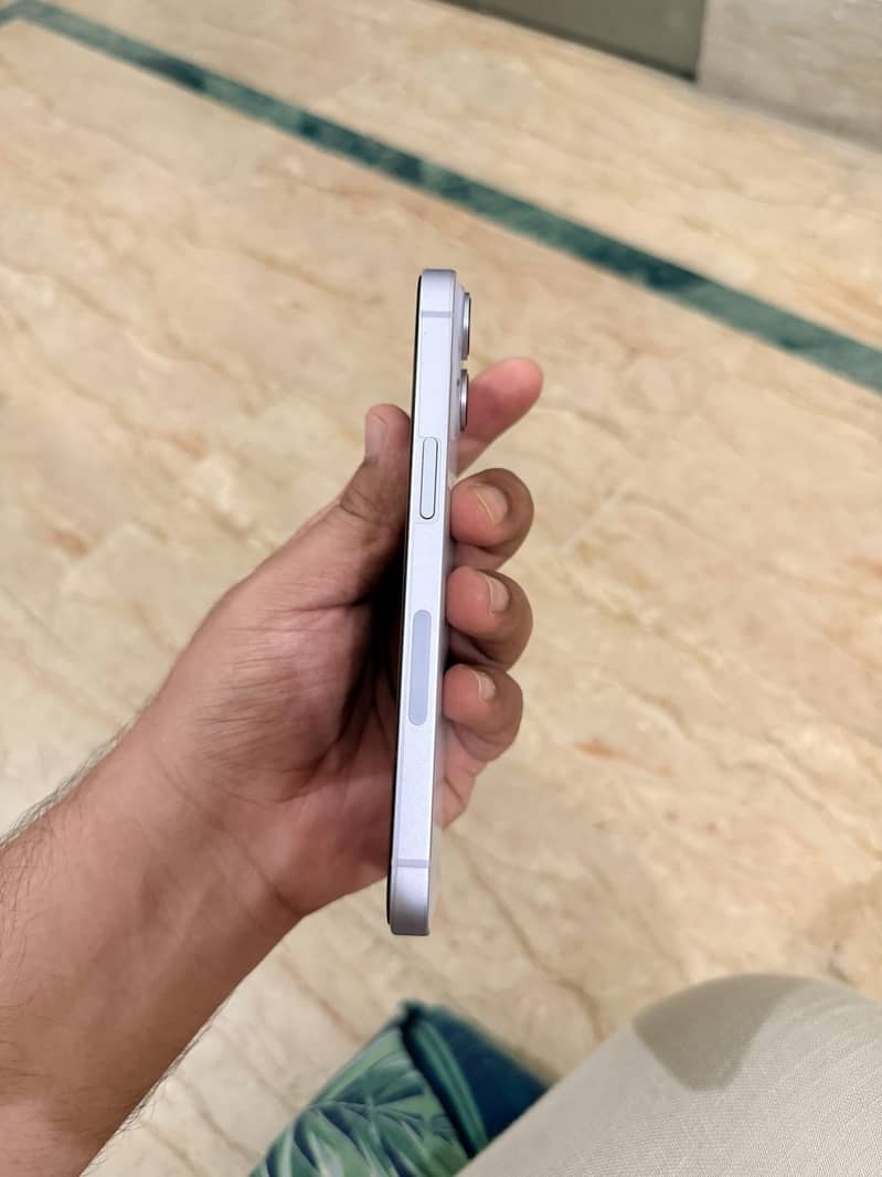 Apple iPhone 14 5