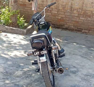 Honda 125 good condition contact us 03121864023