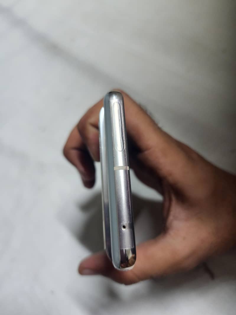 Google Pixel 7 Pro 4