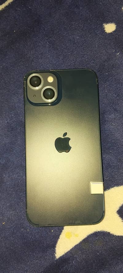 Apple iPhone 13
