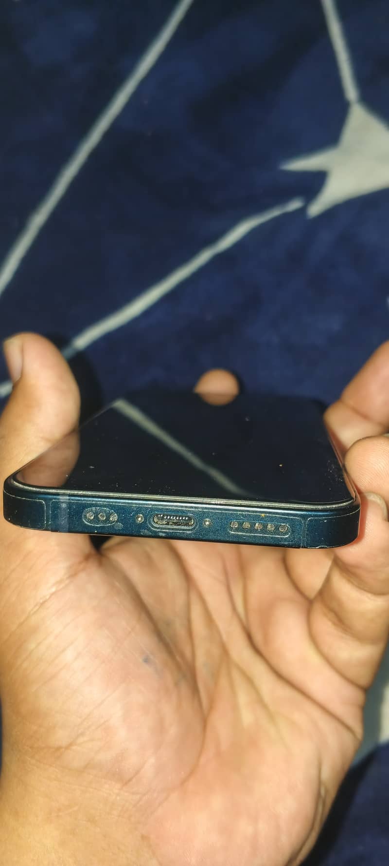 Apple iPhone 13 3