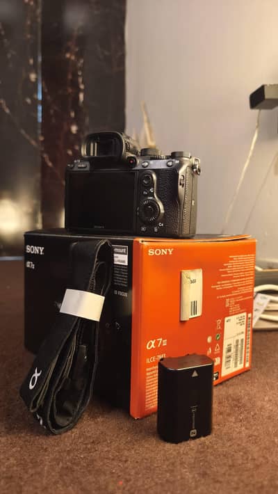 Sony A7 iii Complete Box with Battery & Strap