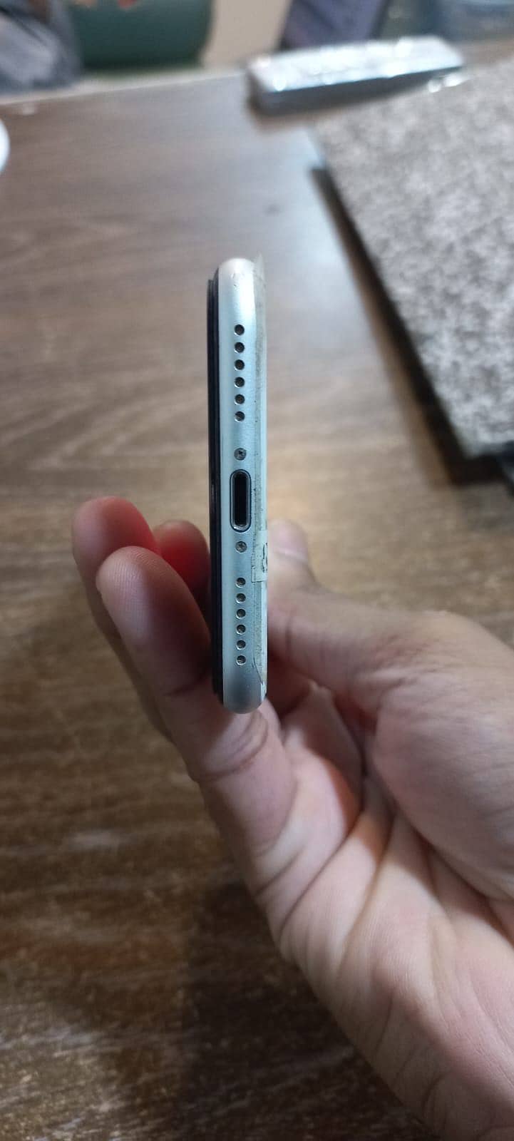 Apple iPhone SE 3
