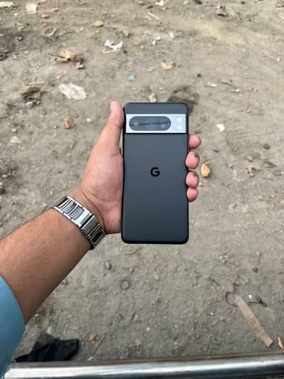 Google Pixel 8 Pro