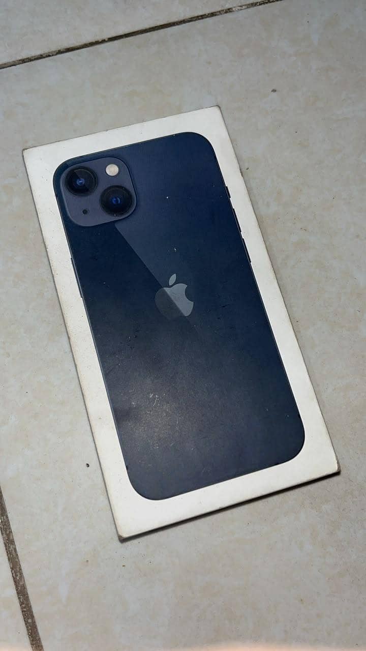 Apple iPhone 13 1