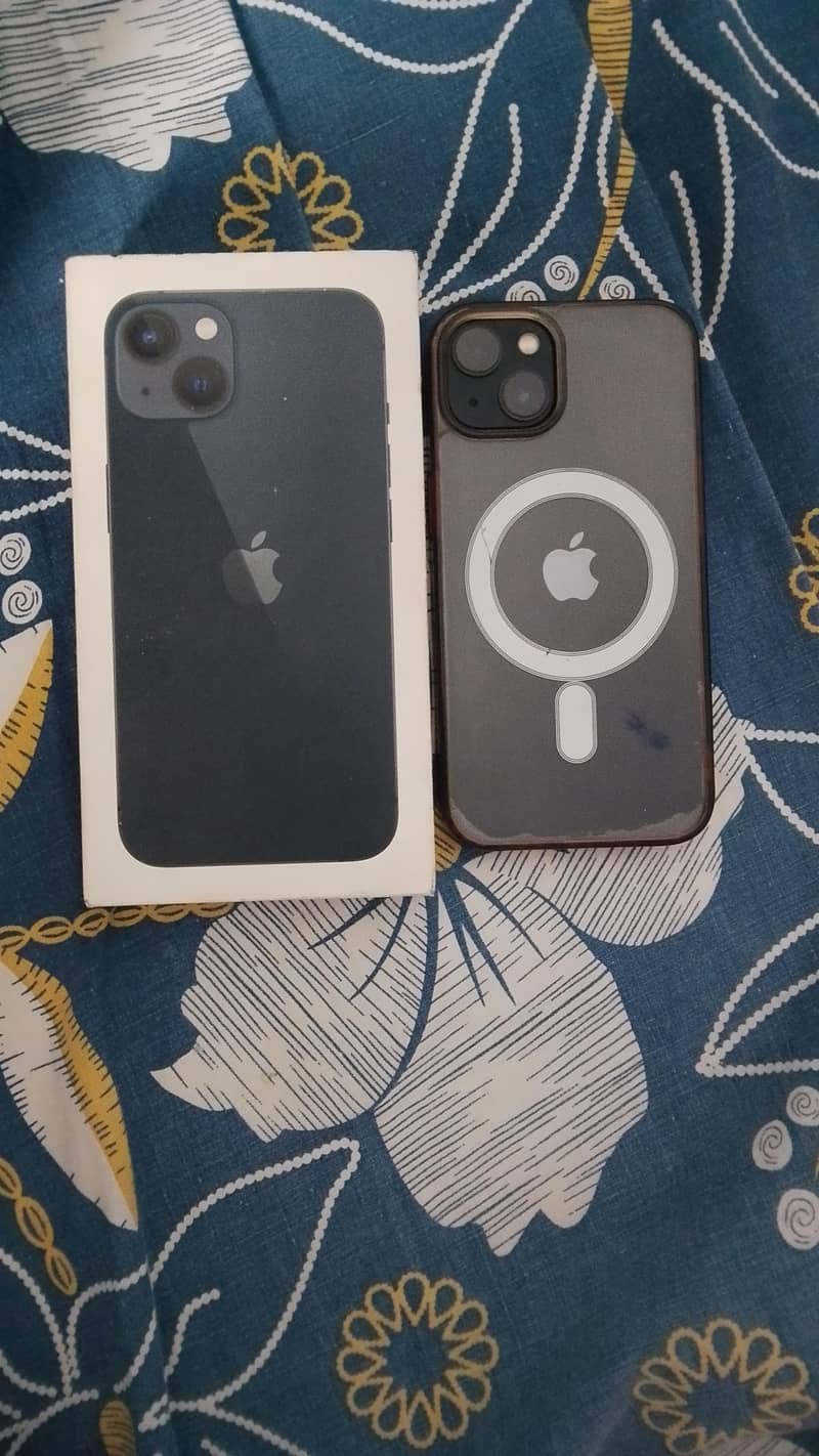 Apple iPhone 13 2