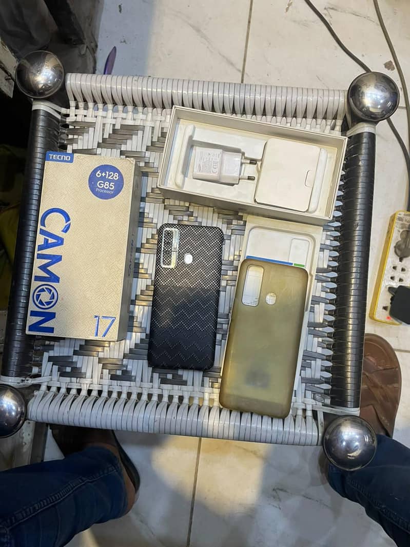 Tecno camon 17 11