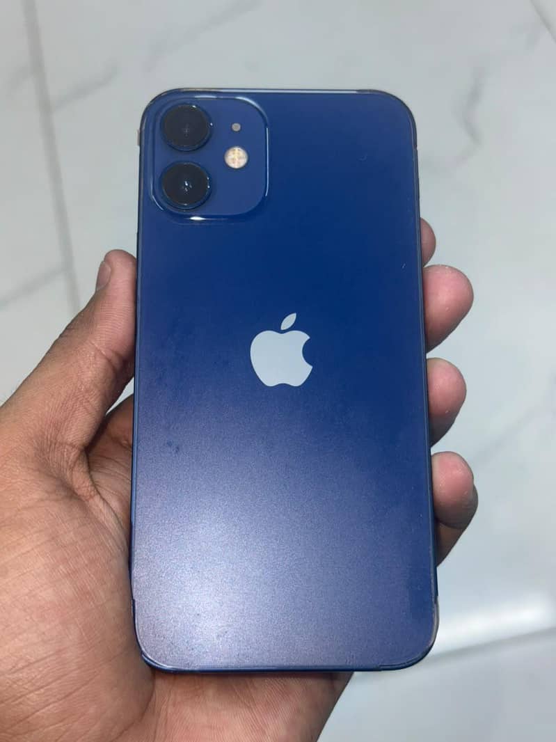 Apple iPhone 12 mini 3