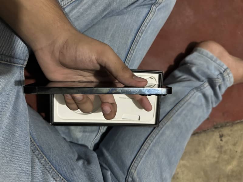 Apple iPhone 12 Pro Max 7