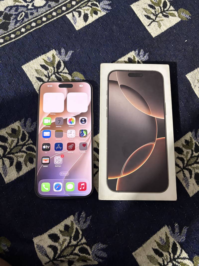 Apple iPhone 16 Pro Max 2