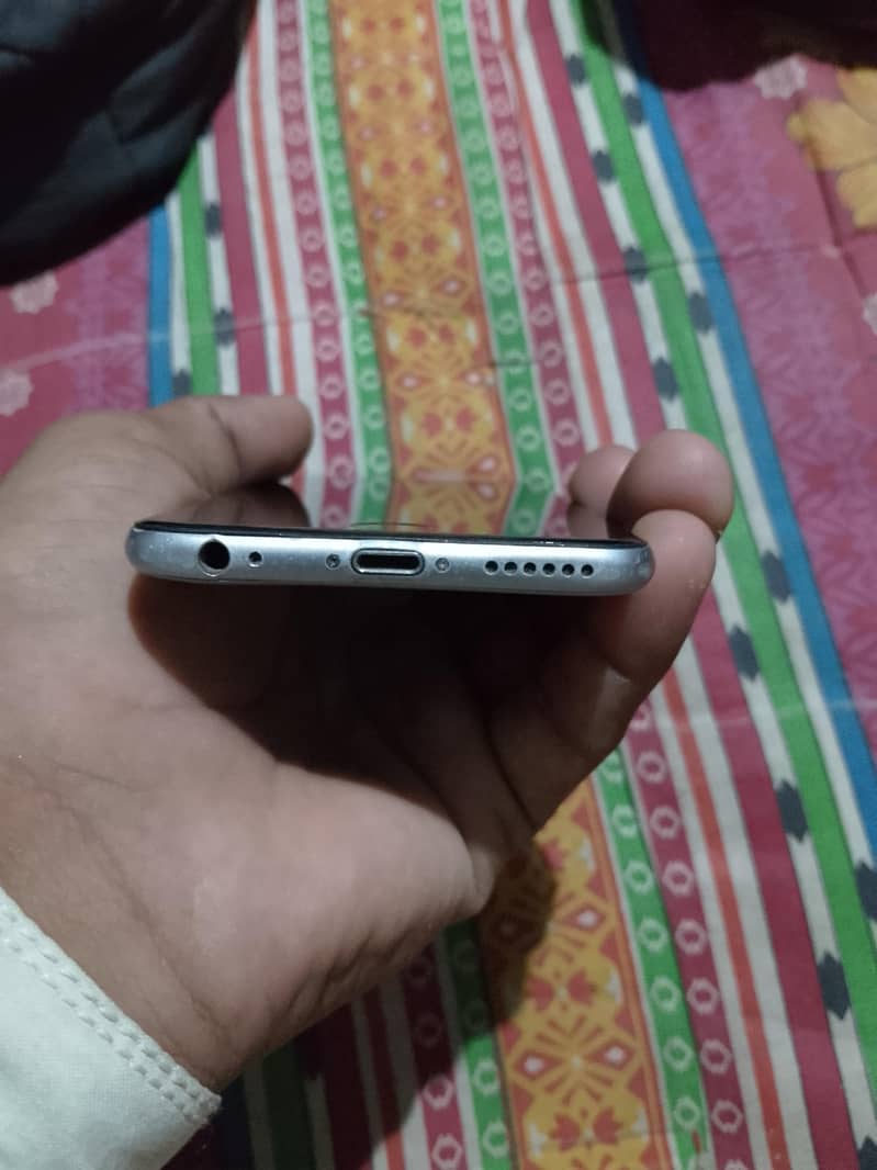 Apple iPhone 6S 2