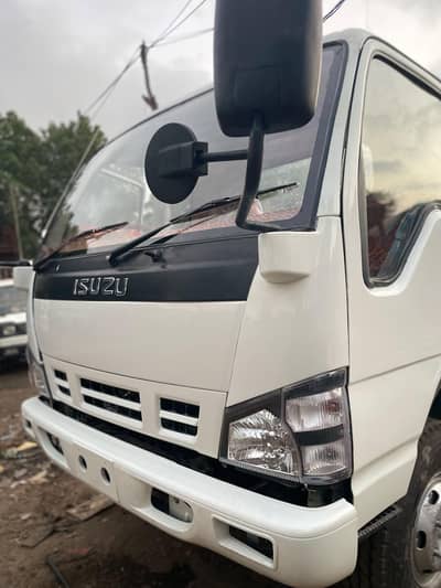 Isuzu NPR