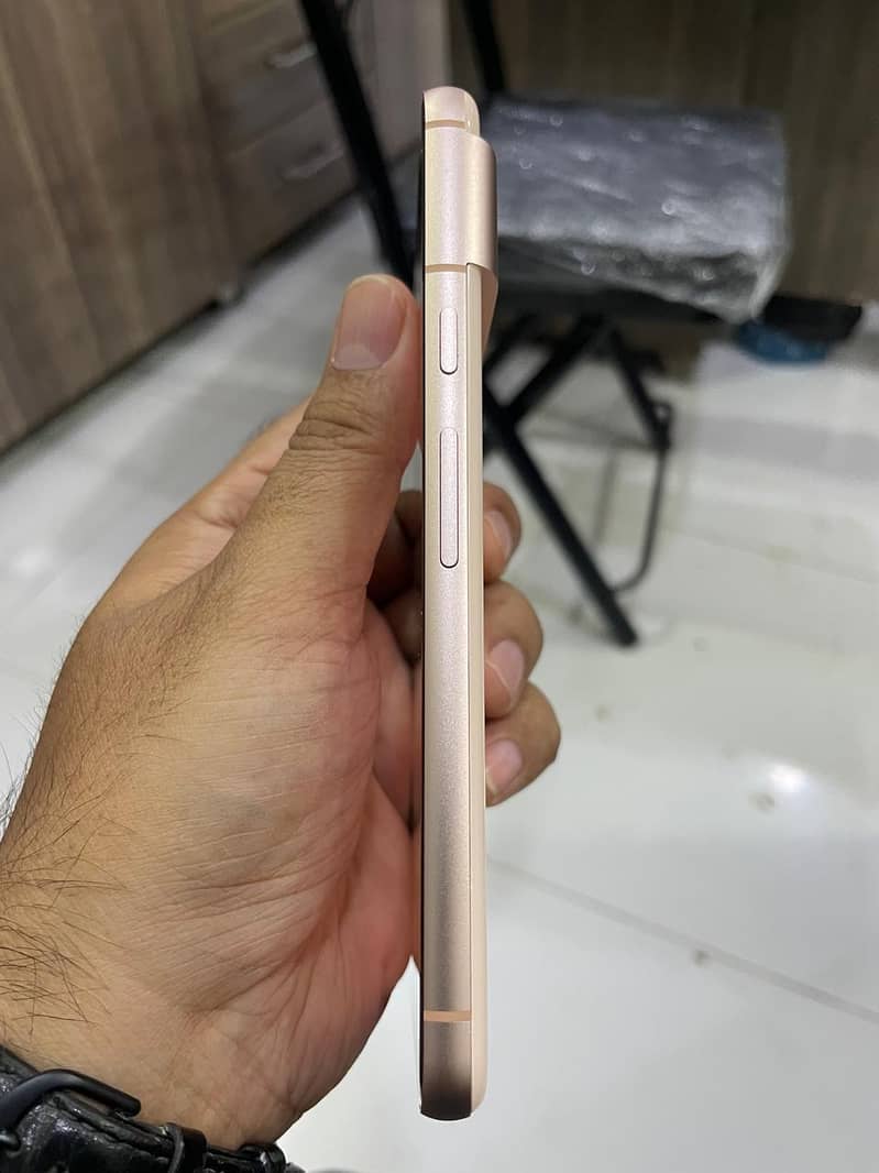 Google Pixel 8 7