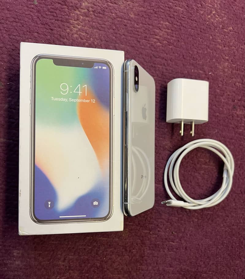 Apple iPhone X 4