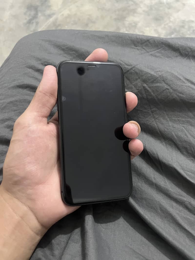 Apple iPhone 11 2