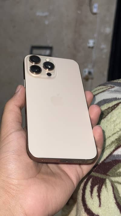 Apple iPhone 16 Pro Max JV