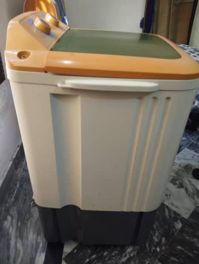 Dawlance Washing Machine for urgent sale