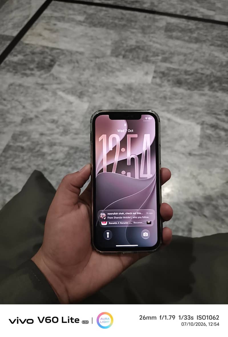 Apple iPhone 12 1