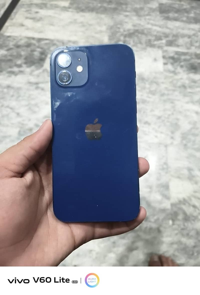 Apple iPhone 12 2