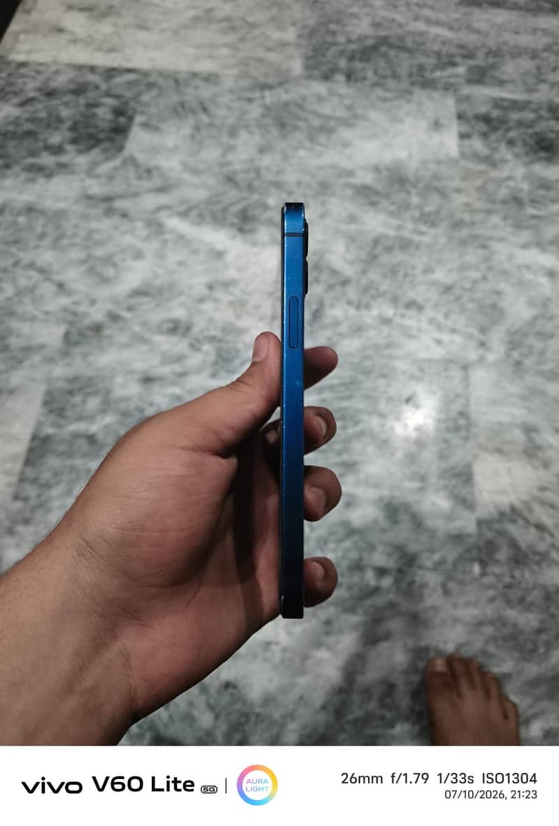 Apple iPhone 12 5
