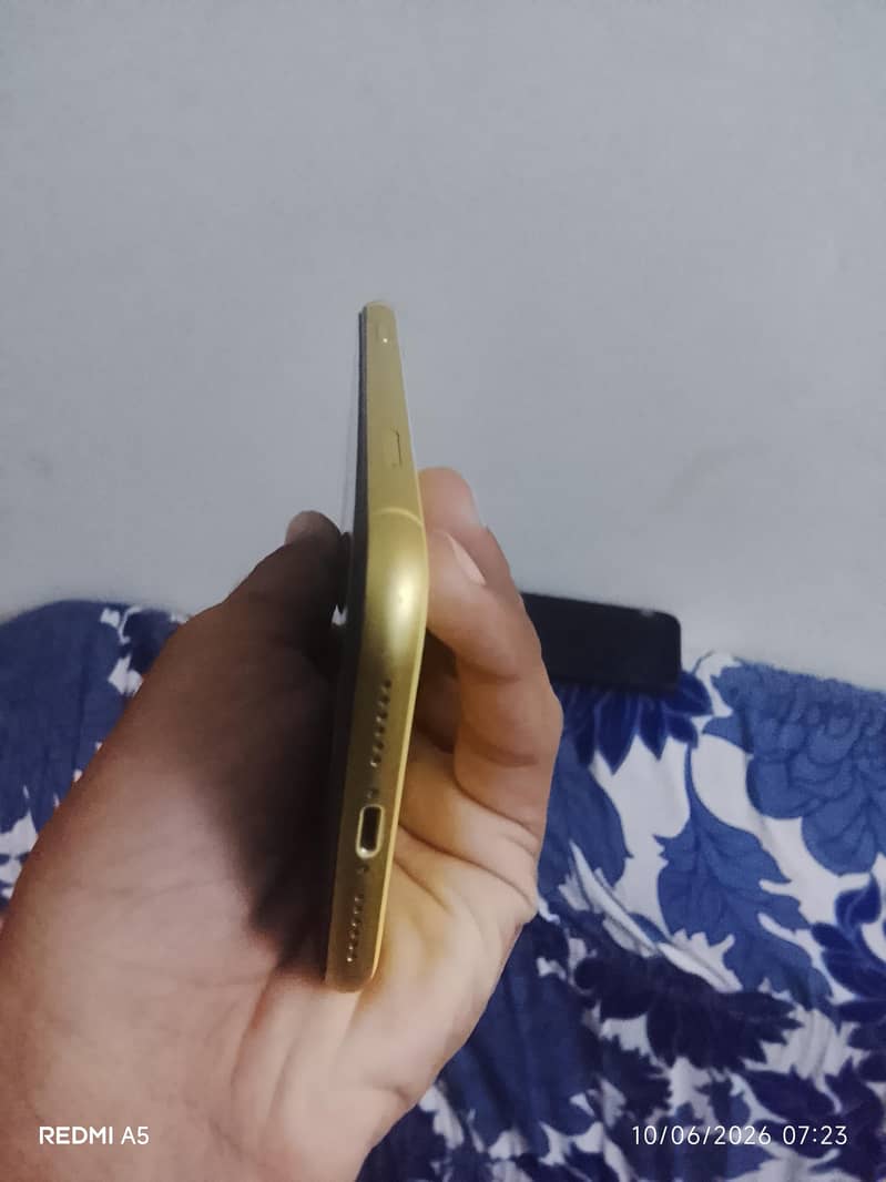 Apple iPhone 11 2