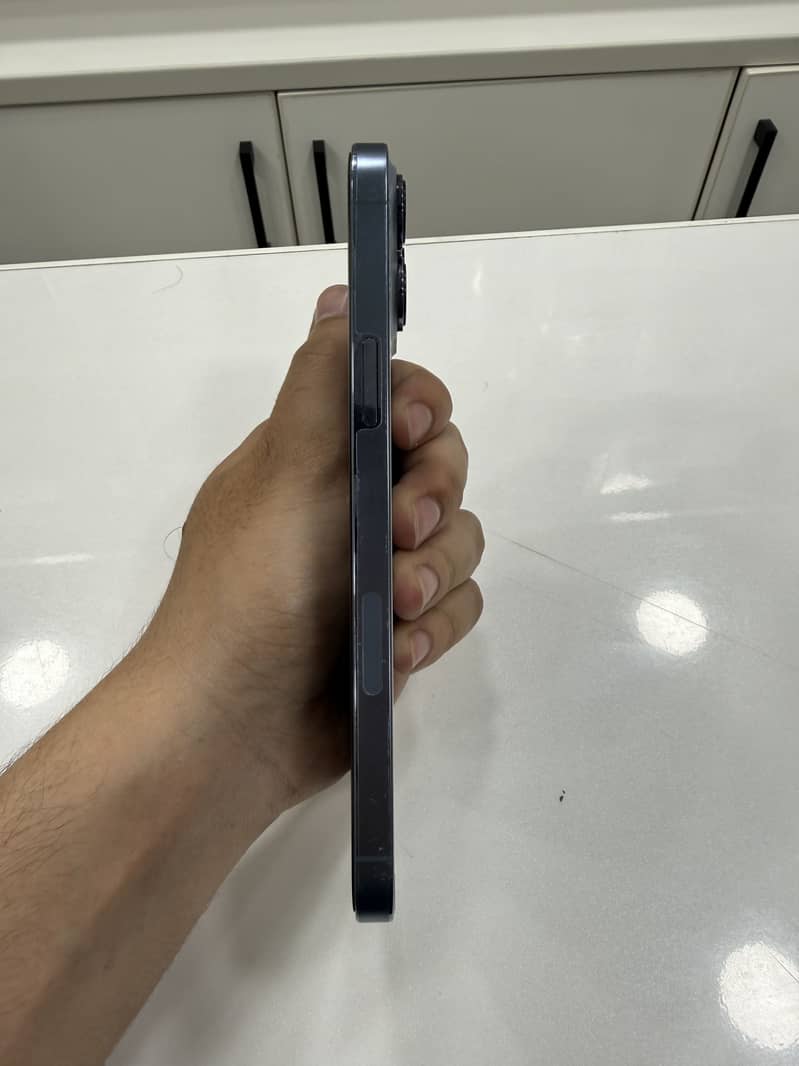 IPhone 13 Pro Max 6