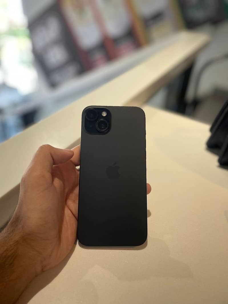 Apple iPhone 15 plus 1