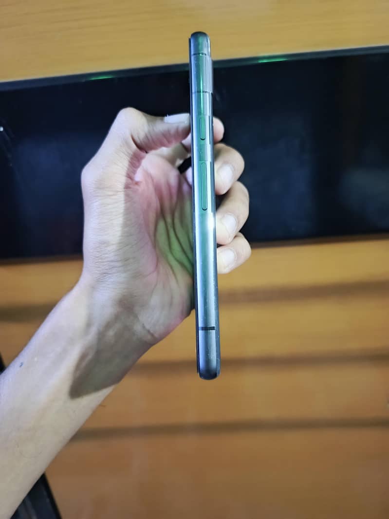 Google Pixel 7a 4