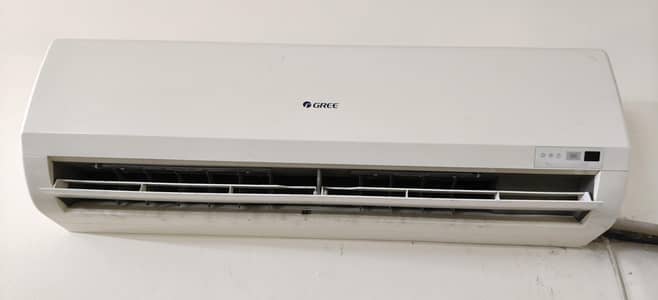 1.5 ton split Ac gree company