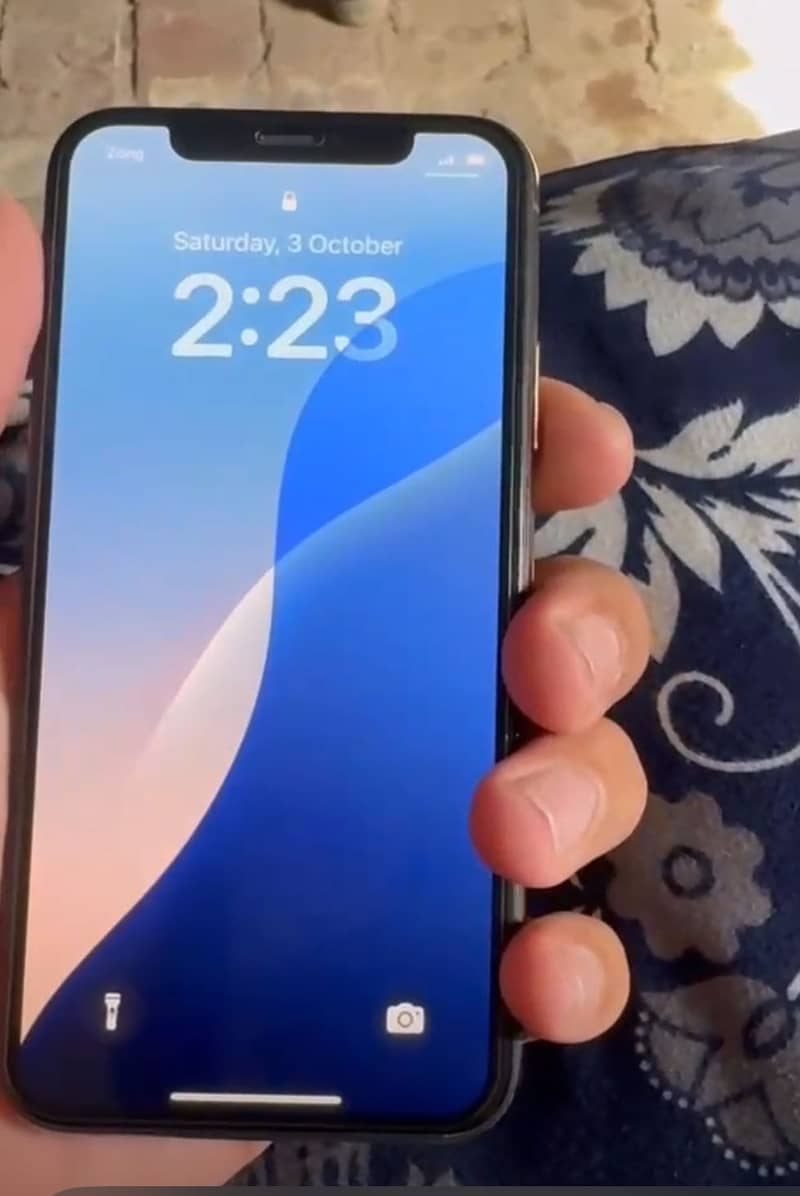Apple iPhone X 2
