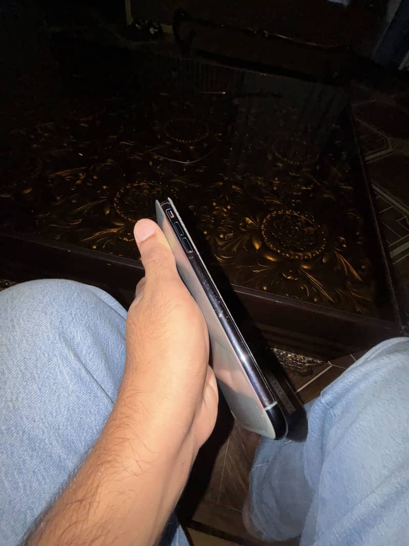 Apple iPhone 11 Pro Max 5