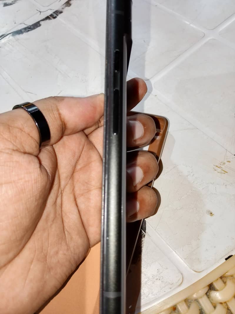 Google Pixel 6 4