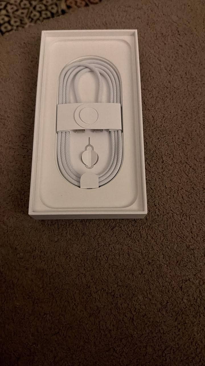 Apple iPhone 17 Pro Max 2