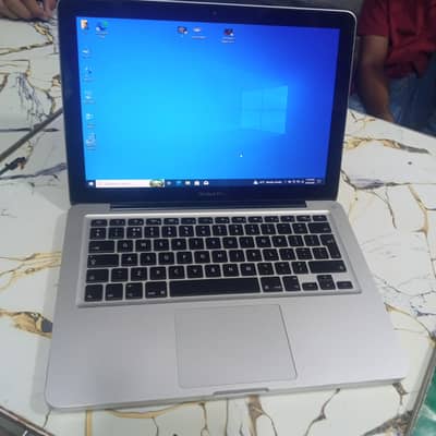 MacBook Pro 2013 Window 10